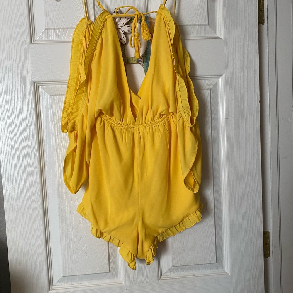 Romper - Picture 2 of 3